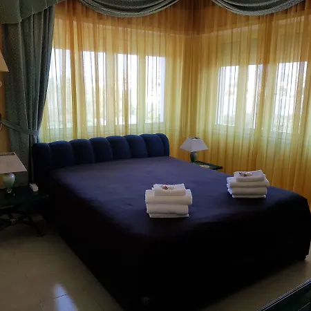 Stanza Mafalda Bed & Breakfast Olbia